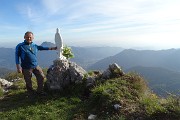 In Cornagera (1311 m) ad anello sui sentieri ‘Cornagera’ e ‘Vetta’ il 16 ottobre 2016 - FOTOGALLERY